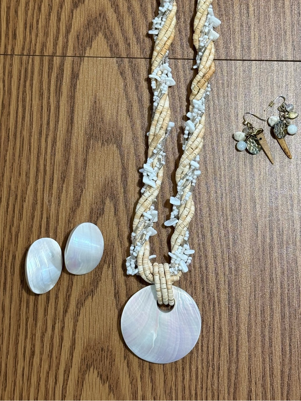 Large White & Natural Bead Necklace & Earring. Extra Pair of Earrings included!